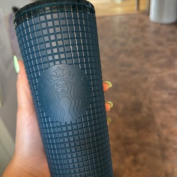 Starbucks 2022 Matte Navy Blue Grind 24 oz tumbler - Picture 6 of 7